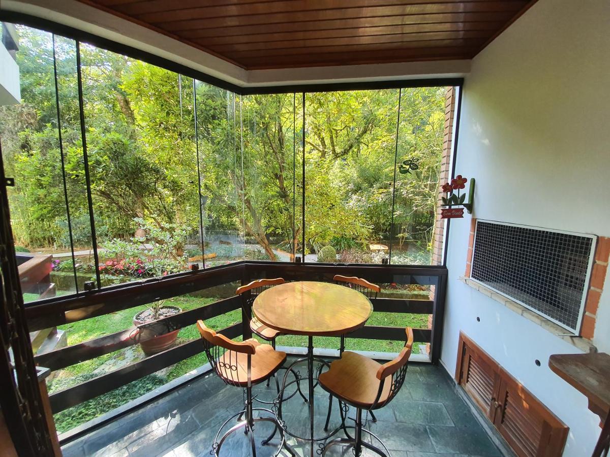 Lindo Apto No Centro Capivari - Condominio Privado Campos do Jordao Dış mekan fotoğraf